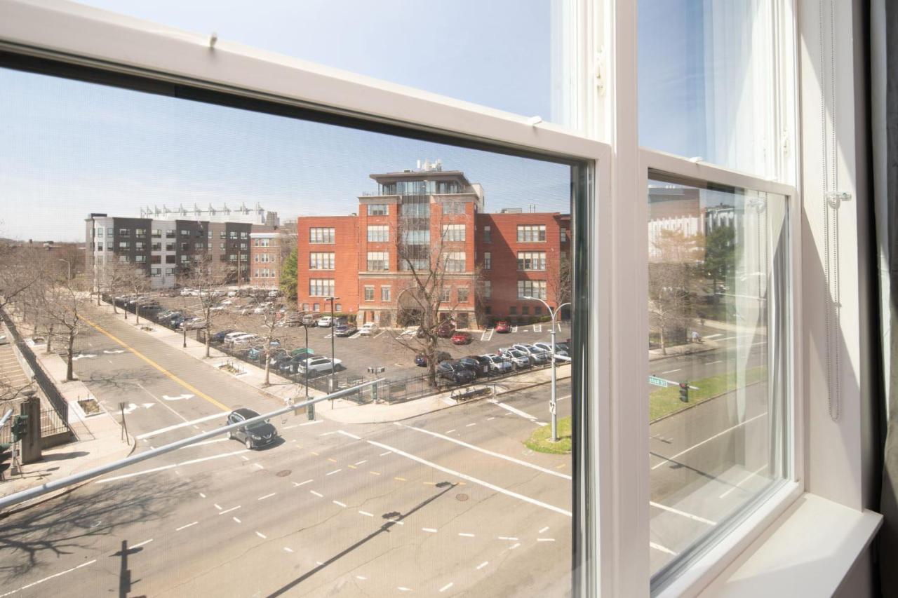 Luxury By Hyatus At Pierpont Appartement